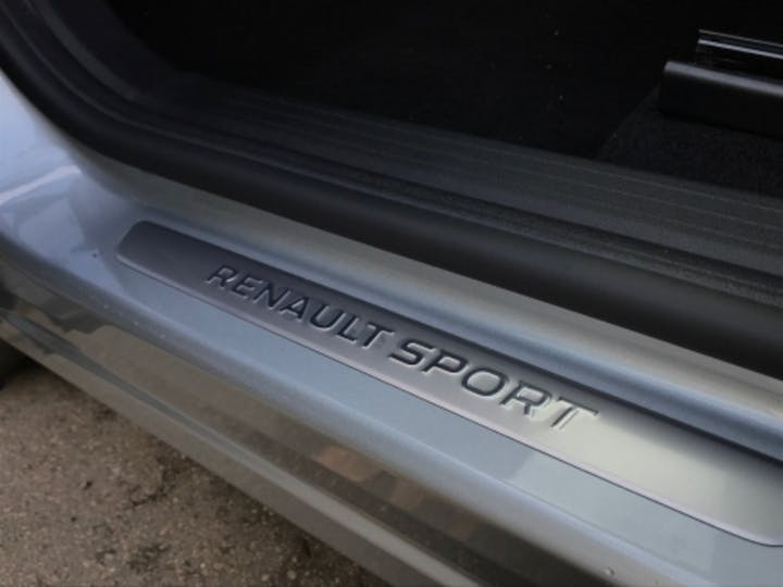 Grey Renault Captur RS Line Tce 2021